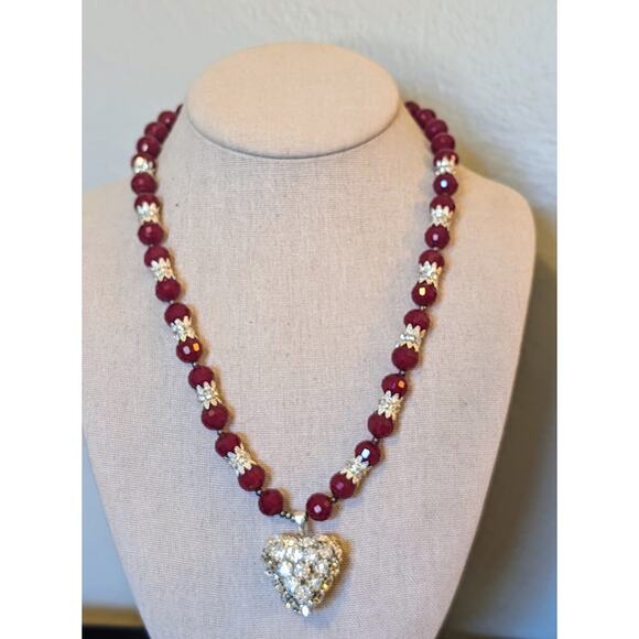 Deep Cranberry Red Cut Faceted Glass Bead and Rhinestone Heart Pendant Necklace - Picture 1 of 10